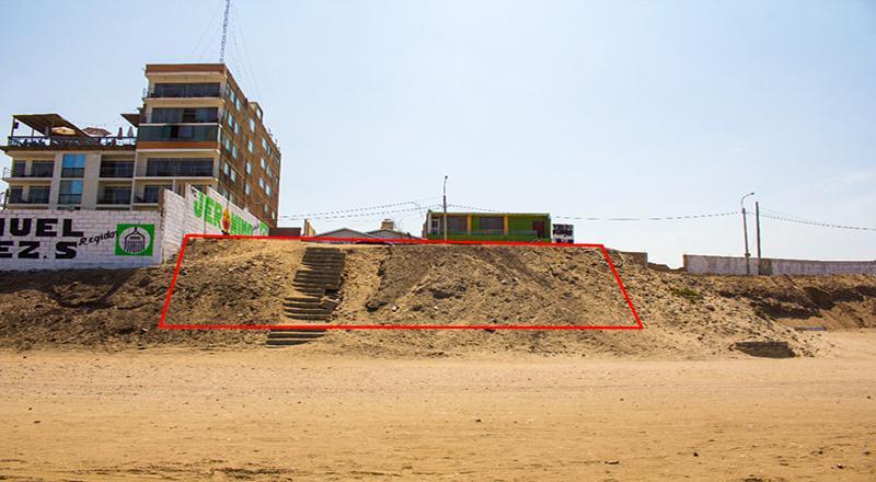 VENTA DE AMPLIO TERRENO FRENTE AL MAR - PIMENTEL
